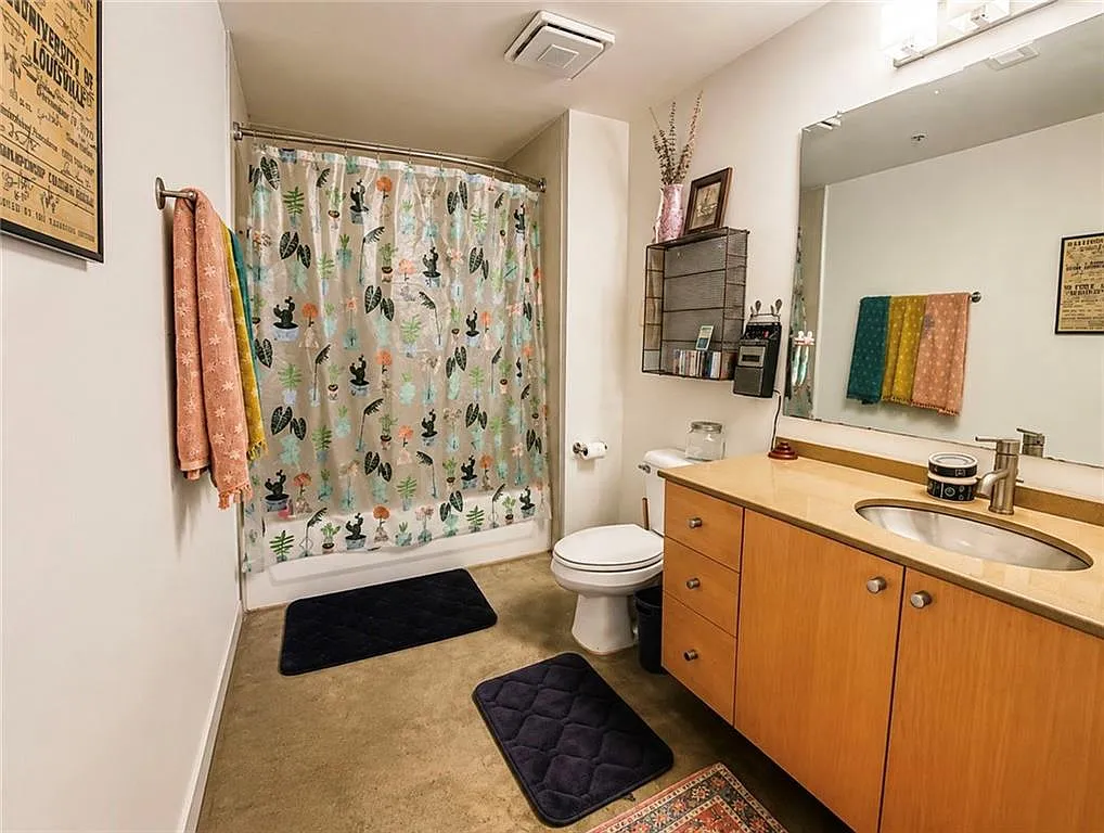 1 bed, 867 sqft, $2,100 — Photo 4
