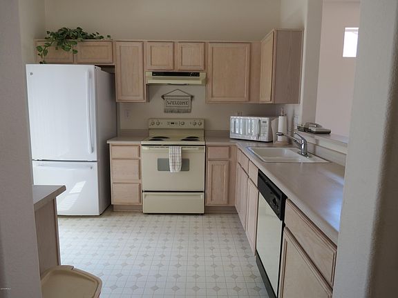 5th image of 15974 W Quail Creek Ln