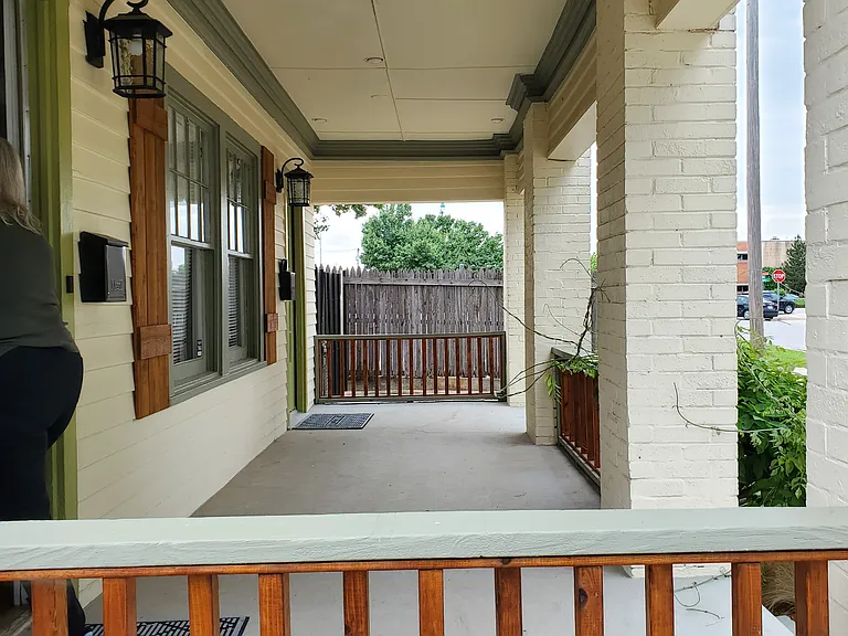 1230 NW 28th St #1230 — Photo 3