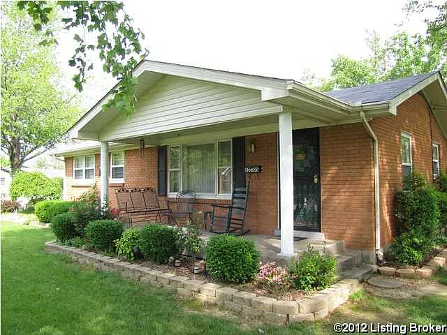 8305 Atlanta Pkwy photo 1