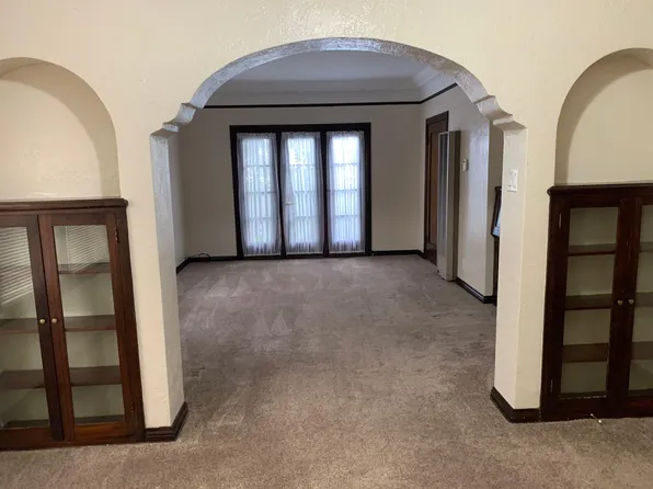 3822 E 7th St, Long Beach, CA