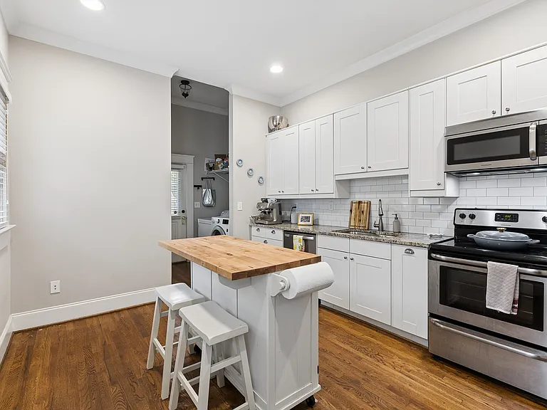 1029 Greenwood Ave NE #1 — Photo 17