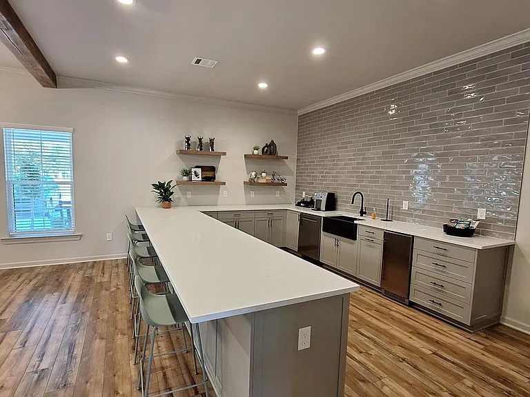 8028 Pine Valley Dr — Photo 21