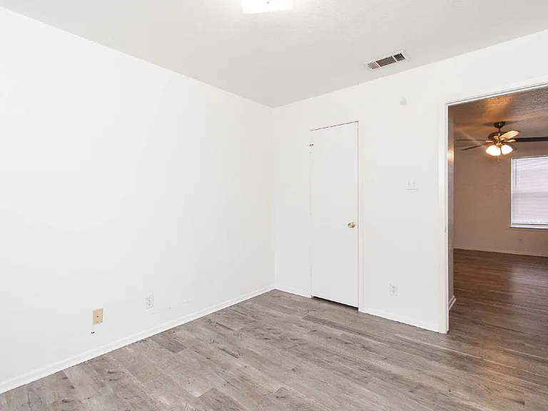 2018 Cedarhill Dr #C — Photo 12