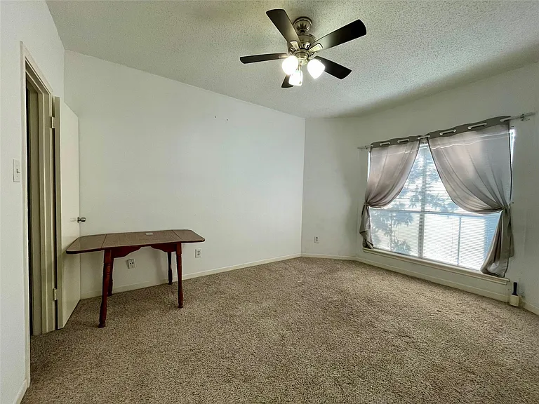 10130 Waterstone Dr — Photo 4