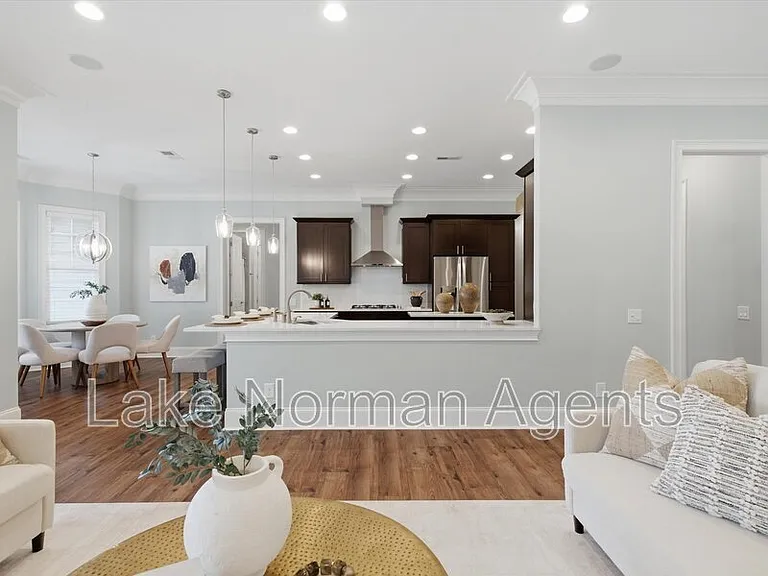 505 Stonemarker Rd — Photo 44
