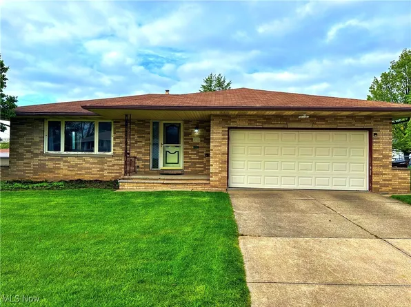 1530 Sherman Dr, Parma, OH 44134