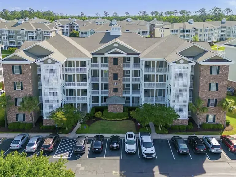 4883 Luster Leaf Cir #403 — Photo 3