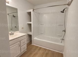 503 N Summit St, El Dorado, KS 67042
