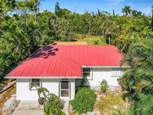 3628 Tropical Point Dr, Saint James City, FL 33956