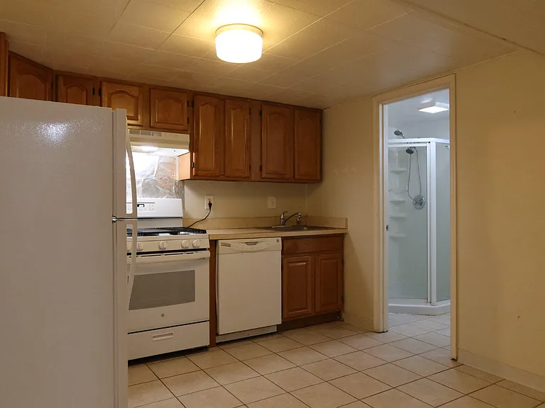 109 Deep Dale Dr — Photo 23