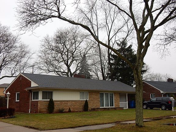 2nd image of 25501 Elon Dr