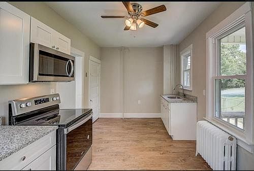 3rd image of 90 Park Ave