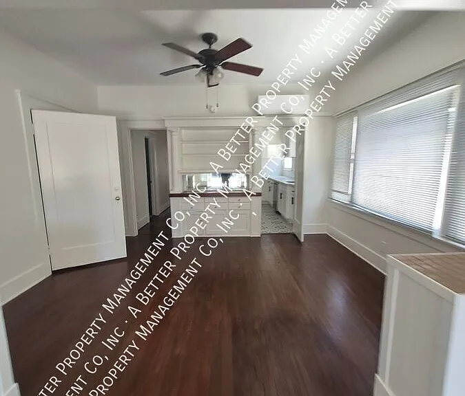 1427 E 3rd St — Photo 11