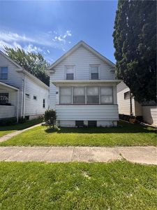 13 Willow St, Rochester, NY, 14606