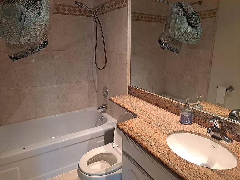 450 N Civic Dr #306 — Photo 8