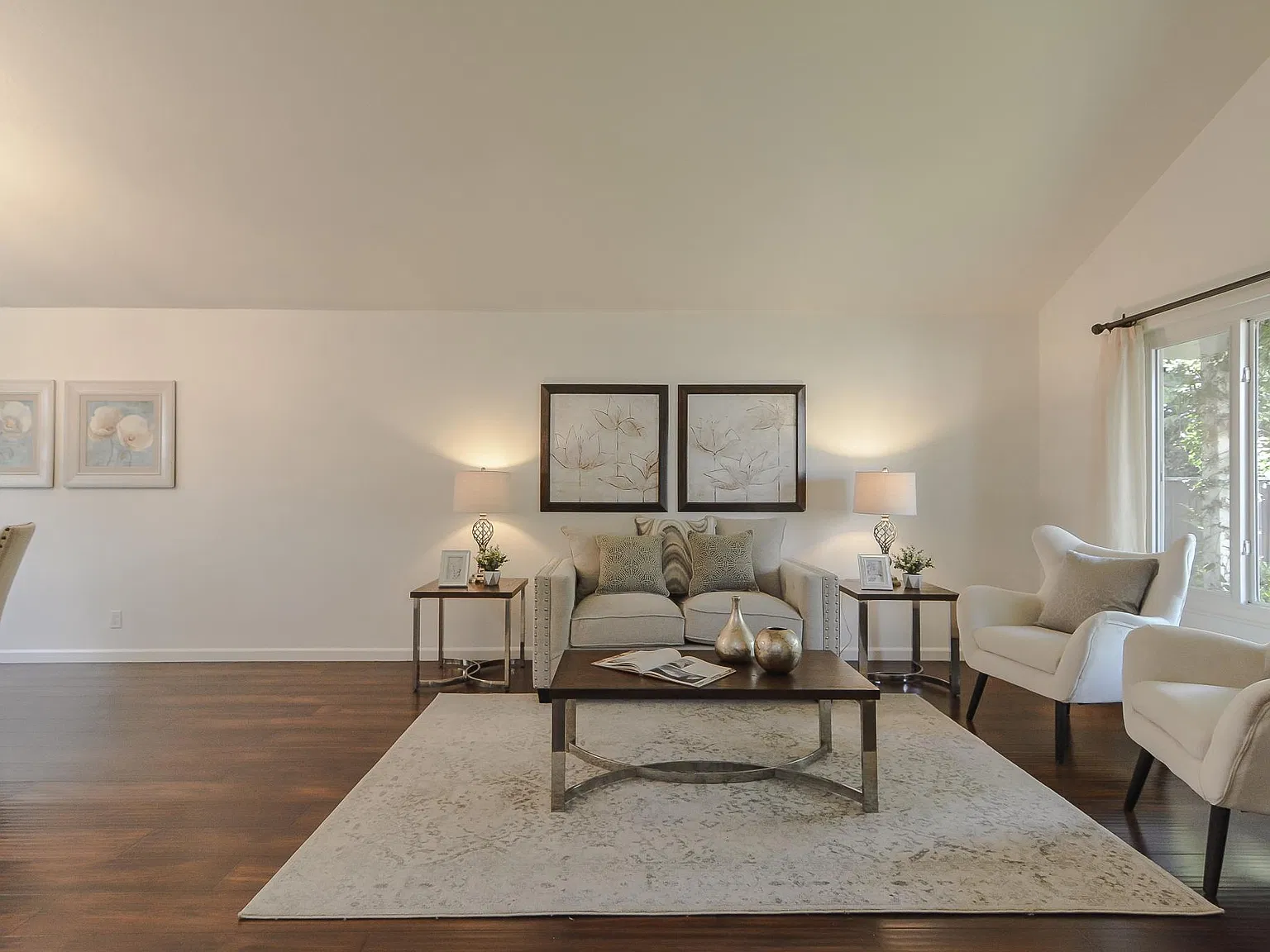 4 bed, 1978 sqft, $4,800 — Photo 3