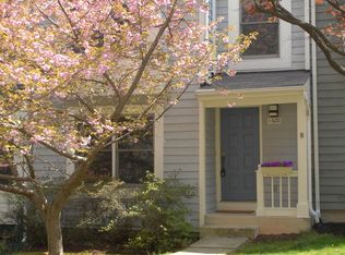 1628 Oak Spring Way, Reston, VA 20190