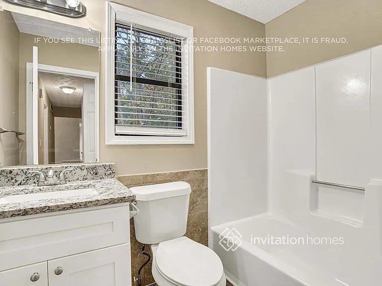 4040 Maxanne Dr NW — Photo 22