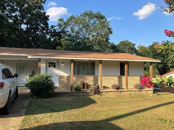 1416 W Cardinal Dr, Horseshoe Bend, AR 72512