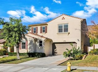 523 E Desert Willow Rd, Azusa, CA 91702