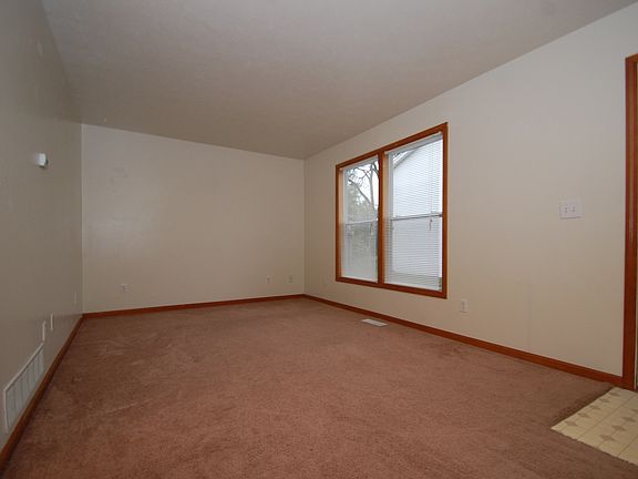 2nd image of 527 S Silverwood Ln APT B