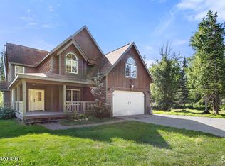 15776 E Helmaur Pl, Palmer, AK 99645