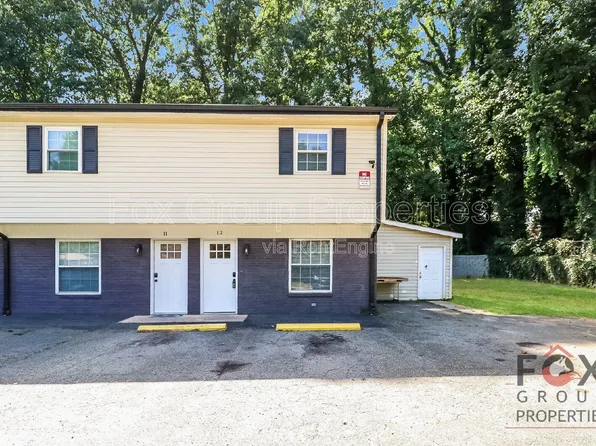 300 Holly Cir APT 9, Mount Holly, NC 28120