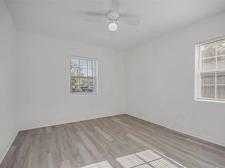 735 Alton Ave — Photo 17