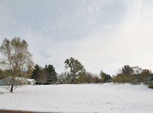 5885 Harrison St, Roscoe, IL 61073