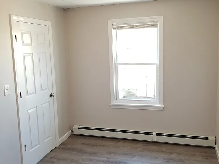 15 Walnut St — Photo 16