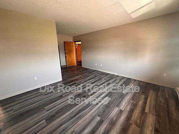 3rd image of 426 Bellbrook Ave #5
