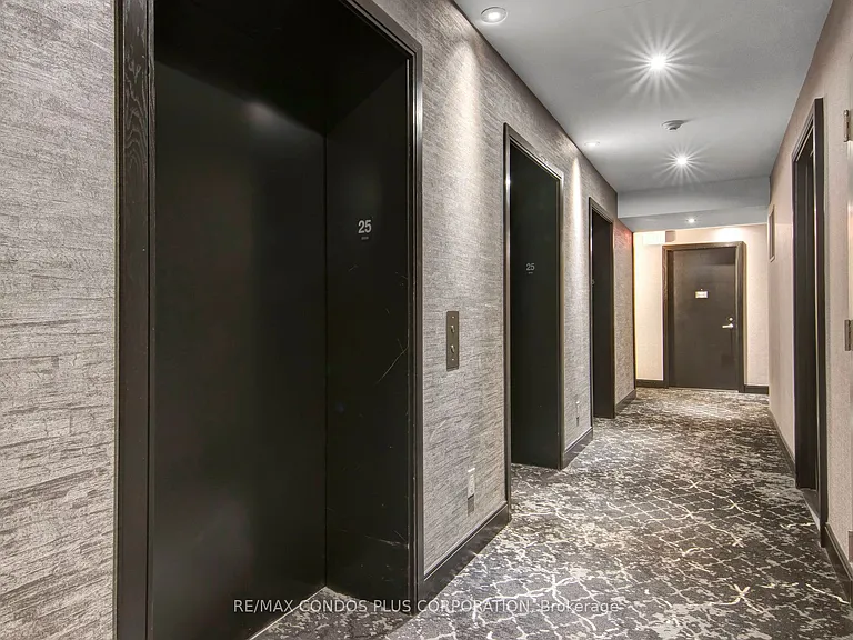 18 Yorkville Ave #2505 — Photo 5