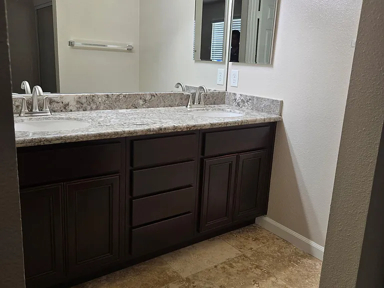 523 Hart Dr #2 — Photo 8