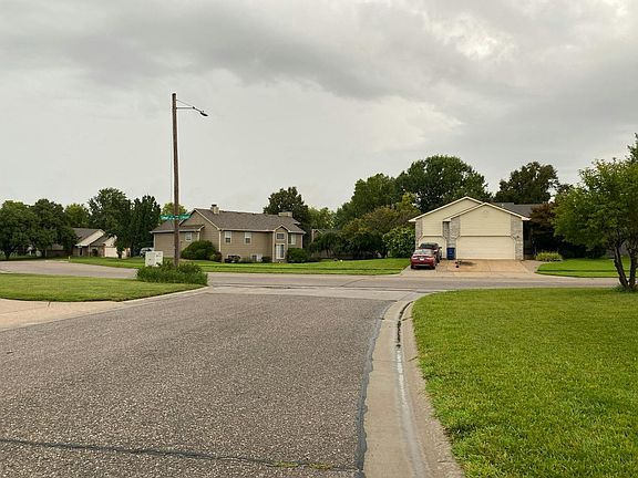 4th image of 430 S Limuel Ct