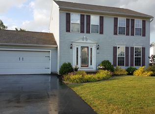 2185 Fox Chase Rd, Lake View, NY 14085