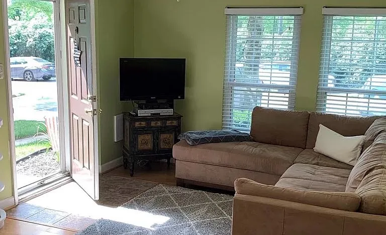 7919 Foxcrest Ct — Photo 5