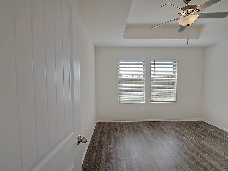 16715 Twisted Pine Dr — Photo 10
