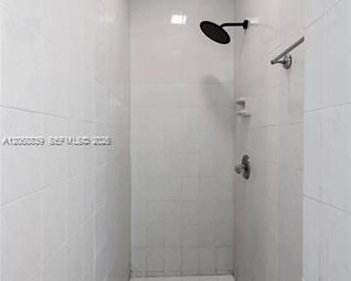 1906 SW 21st St #1906 — Photo 24