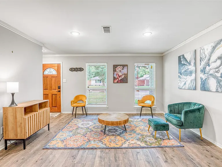 9626 Vilven Ln — Photo 2
