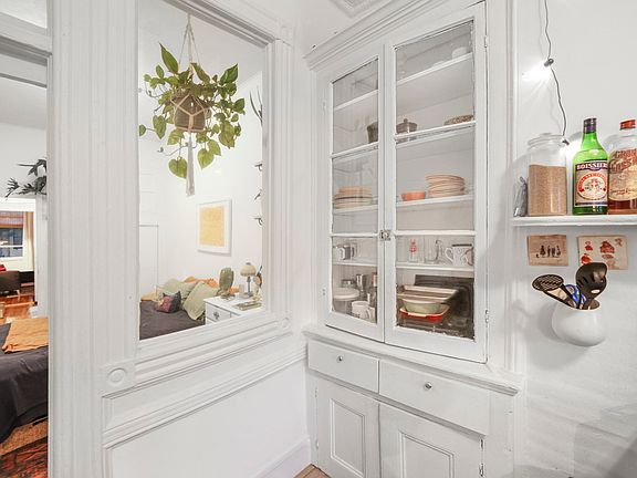 5th image of 354 Menahan St APT 1L