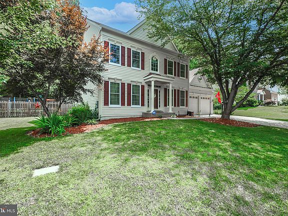 3rd image of 4257 Wiltshire Pl