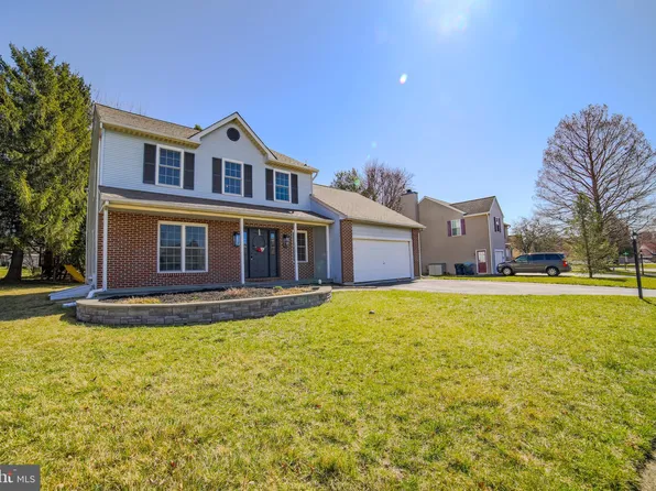 414 Windsong Ln, Exton, PA 19341