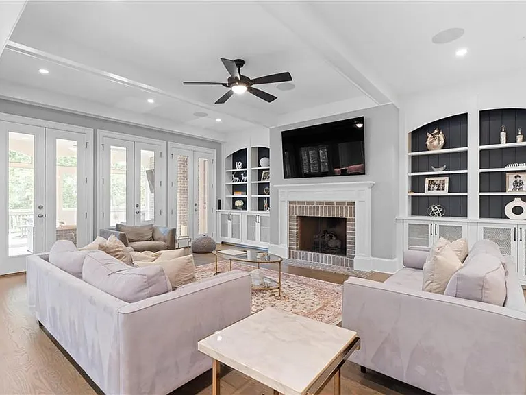1685 Mount Paran Rd NW — Photo 14