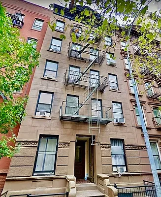 Rented by LJ Sloane Management | media 22