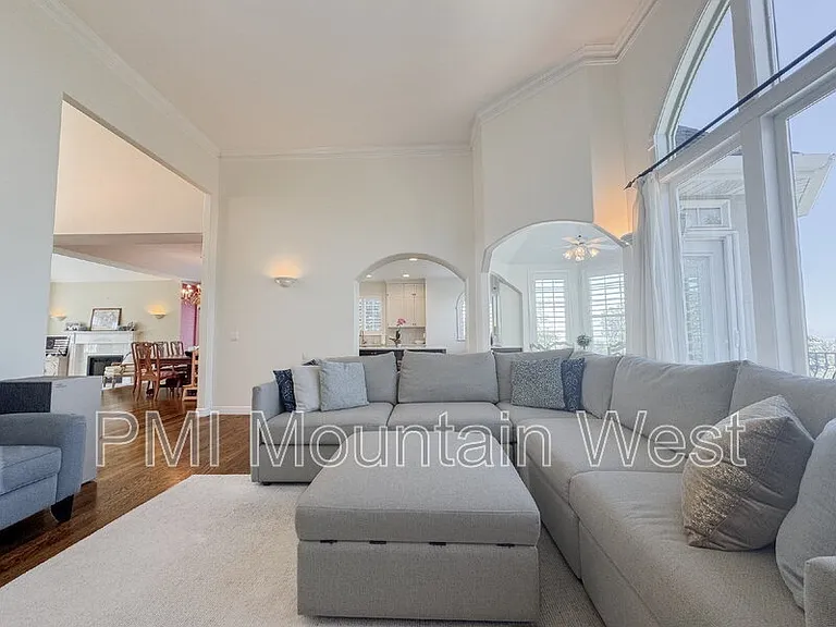 49 N Fairway Dr — Photo 5