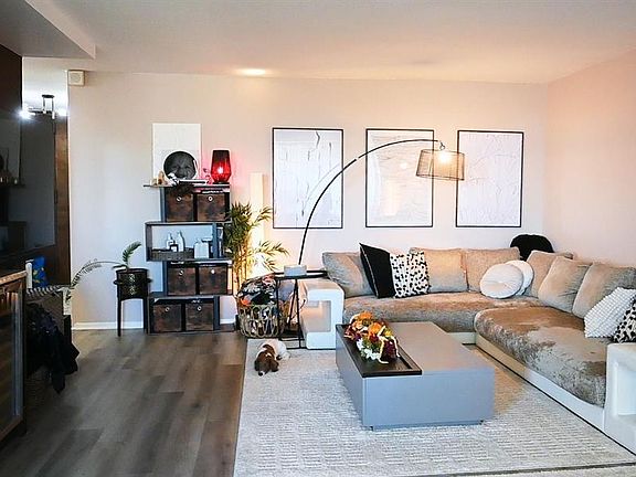 4th image of 5 Horizon Rd APT 1208