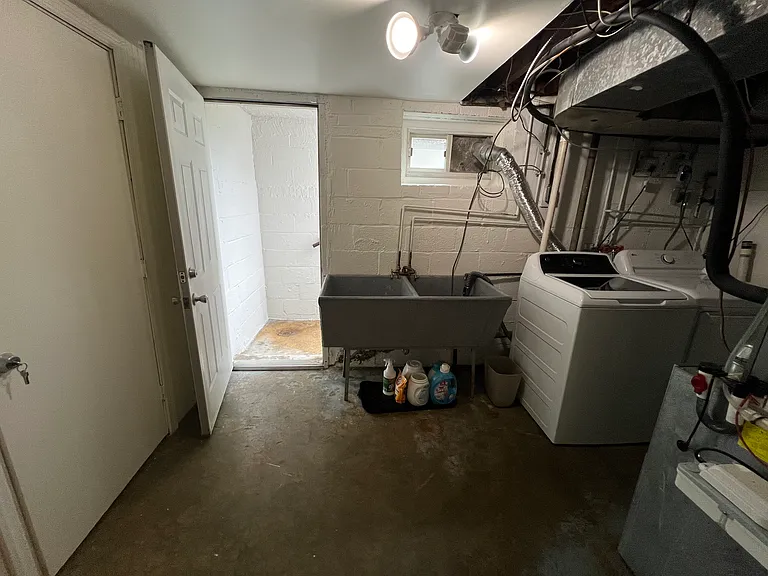 1326 S Columbus St — Photo 20