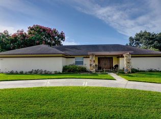 1917 Clubhouse Rd, Lakeland, FL 33813