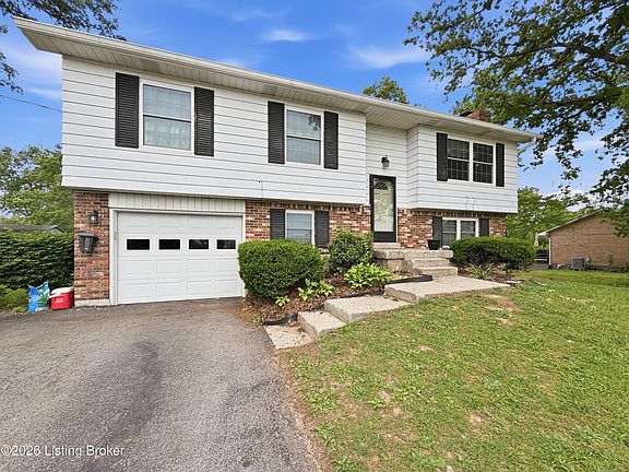 2nd image of 907 Rhonda Ct